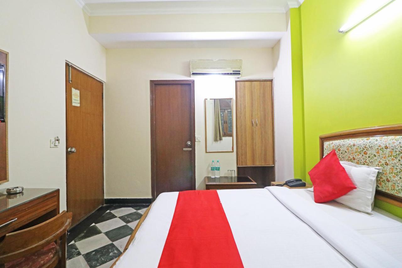 Hotel Westend Holiday Home 5 Mint From Nizamuddin Railway Station New Delhi Exterior photo